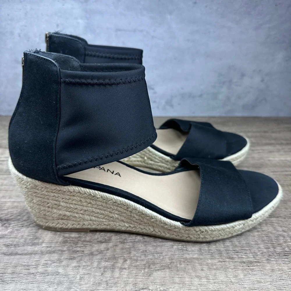 Moda Spana~Women's~